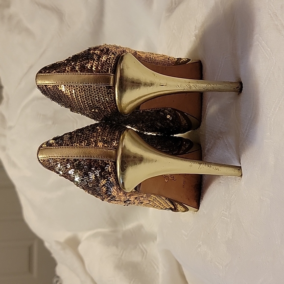 Cole Hahn Gold/Silver Sequin Heels - Picture 5 of 7